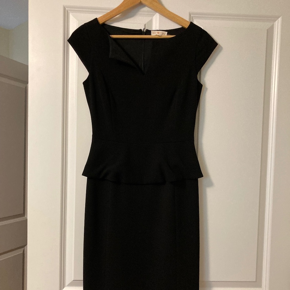 Flattering Tori Burch cocktail dress